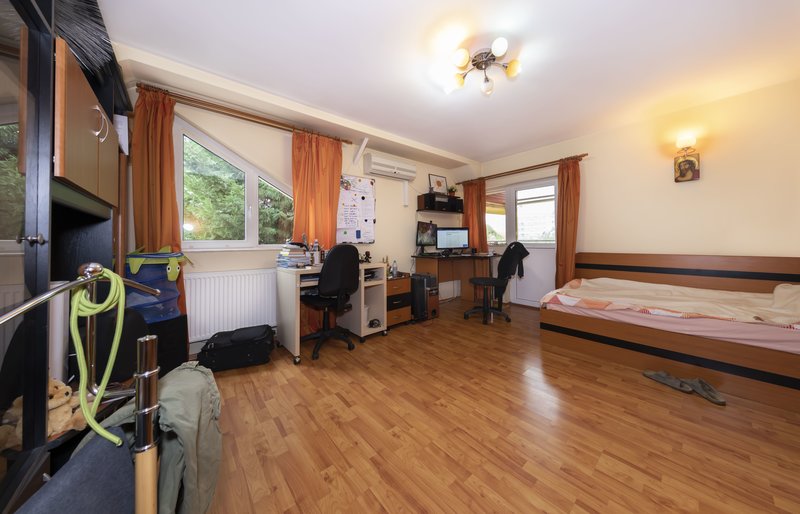 Drumul Taberei Ghencea, vila de vanzare p+1, t= 627mp, d= 30m gradina garaj