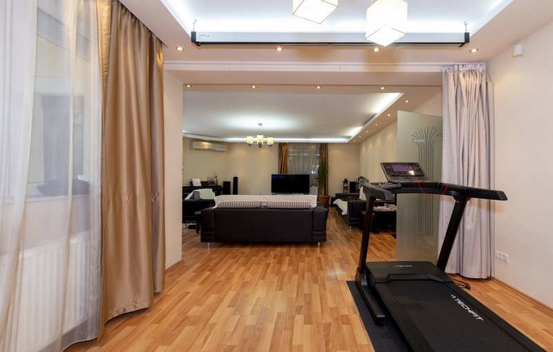 Drumul Taberei Ghencea, vila de vanzare p+1, t= 627mp, d= 30m gradina garaj