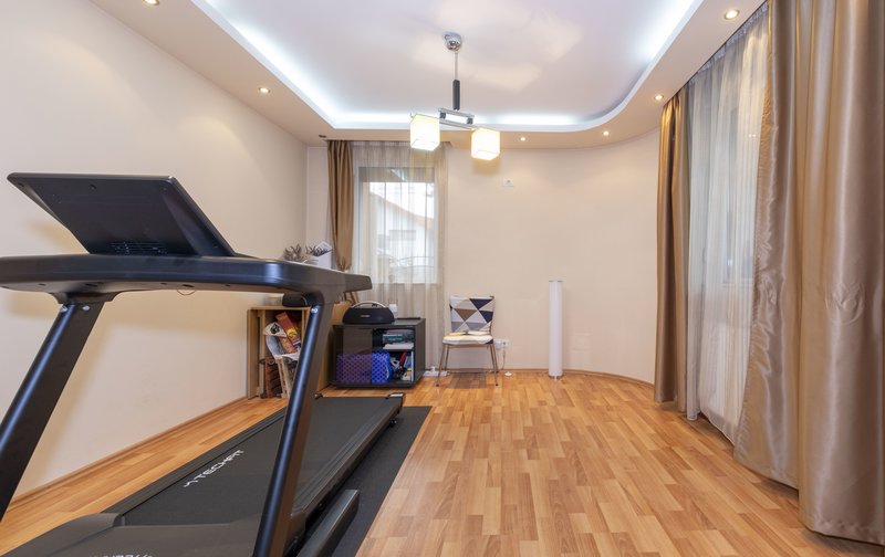 Drumul Taberei Ghencea, vila de vanzare p+1, t= 627mp, d= 30m gradina garaj